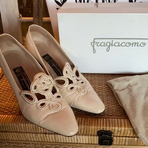 Fragiacomo Italian Leather Pumps with Cording design. Ivory  size 38.5
